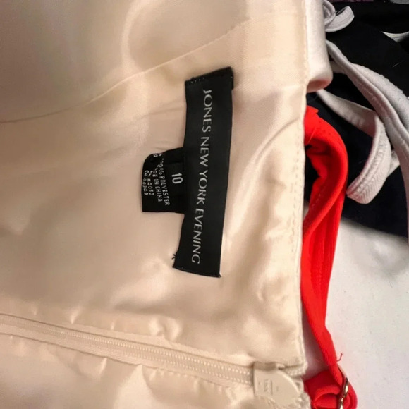 ~Jones New York~ Evening Dress - Size 10 - Picture 9 of 10